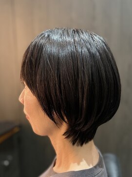 アミックス Hair&Make Amix KOKUSAIHOTEL お手入れ簡単!凛とした黒髪ショートボブ