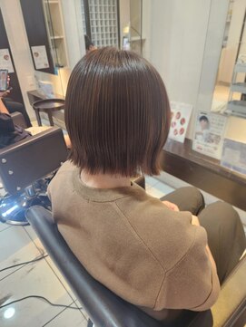 スティラ スムース 高田馬場(Stilla smooth) 秋カラー　グレージュ