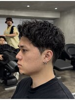 ニコ トウキョウ ロジック(nico TOKYO Logic)&nbsp;刈り上げアップバングスパイキーショートパーマスパイラルパーマ