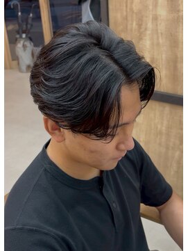 メンズギフト(men's GIFT) ニュアンスパーマで柔らかく動くナチュラルマッシュヘア