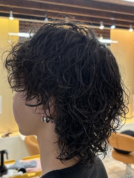 クオリス 上板橋店(QUALIS) 30代◎無造作パーマウルフ×大人色気ニュアンス