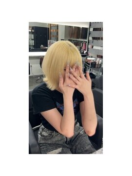 ゴートティエル(G.O.A.T TIEL) 抜きっぱなしブロンド
