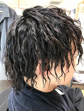 カットサロン HnT アルミツイストパーマ