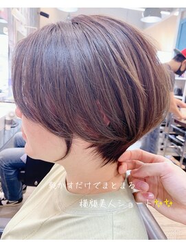 ヘアステージアミカル 横顔美人ショート♪