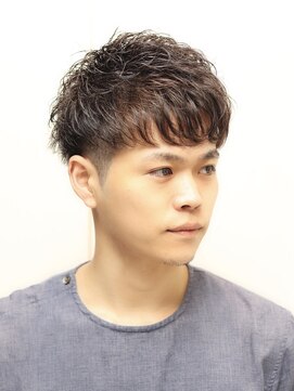 ヘアーアンドグルーミング ヨシザワインク(HAIR&GROOMING YOSHIZAWA Inc.) 【ヨシザワ人形町】ツーブロック刈り上げフェザーマッシュ