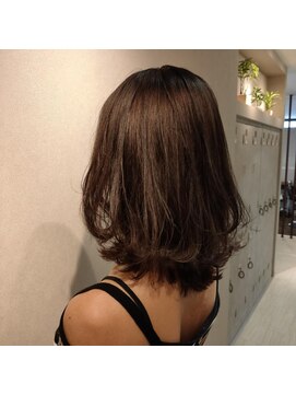 エイクス 千葉(AQs) 【外ハネ】ラベンダーカラー