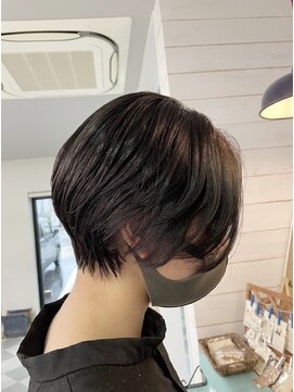 ワンバイワン(One×One) 【花菜】まとまりショートスタイル[アッシュブラック]