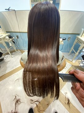 ロンドルーチェ 心斎橋(Lond luce) ダークアッシュ/ミディアムレイヤーカット［髪質改善/縮毛矯正］