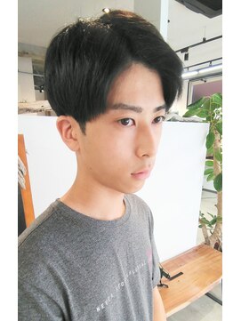 ザデイ(THE DAY) 【爽やかメンズ】ショートセンターパート