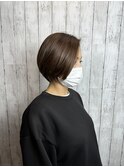 フェミニン前下りボブ