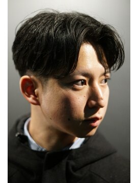 銀座 シノ 本店(shino) 今流行りの韓国風・センターパートスタイル