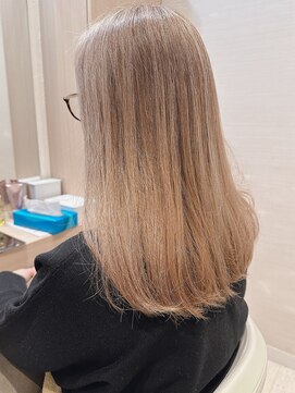 コーエン(cowen) 白髪ぼかしハイライト外国人風デザインカラー明るい白髪染め