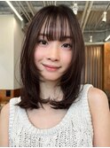 顔周りレイヤーカットグレージュカラーくびれボブベージュカラー