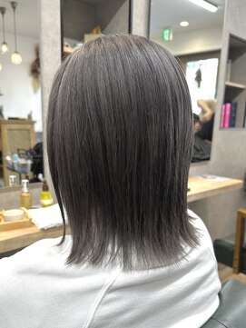 リベストバイジェービー 稲毛(li best. byjb) ホワイトグレージュ/チェリーブラウン/ミニウルフ[稲毛/稲毛駅]