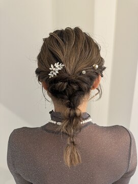 ユニコ(unico) ヘアアレンジ/お呼ばれヘア/編みおろし