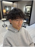 ツイストスパイラルパーマ　縦落ちパーマ　スペインカール　眉毛