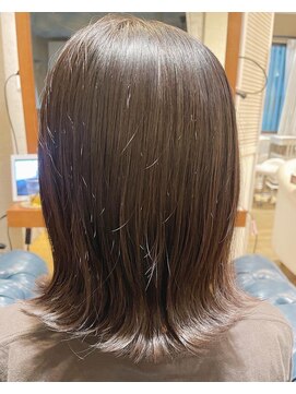 ヘアサロン アティリー(Hair Salon Attirer) 西梅田/ボブ/グレーベージュ/白髪ぼかし/ハイライト/ベージュ
