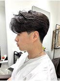 毛流れセンターパートニュアンスパーマカルマヘアメンズパーマ