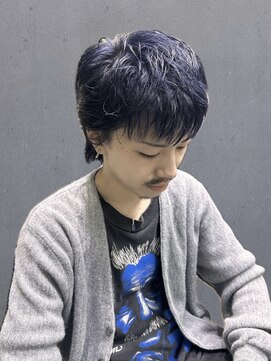 シアン(cyan) 深海ブルー