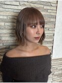 ミルクティーベージュ