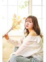 ナチュレル 武蔵新田店(NATUREL)&nbsp;ゆる巻きヘアでカジュアルガーリースタイル