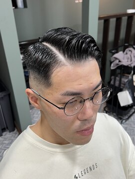 スタンドバーバー 柏(STAND BARBER) 波巻きツイストスパイラル/リバースセンターパート/柏/柏駅