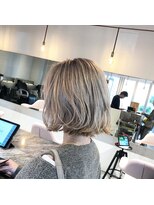 ブリーチ(bleach)&nbsp;ホワイトベージュ