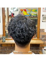 ヴェルゴ(vellgo)&nbsp;前下がりマッシュとスパイラルパーマの後ろ姿