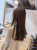 ヘアラボウィッシュ(hair labo Wish) 秋色カーキグレーカラー。プラスハイライト、デザインカラー。