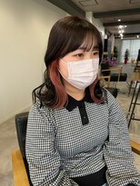 ツキ 横浜店(tuki)&nbsp;ケアブリーチインナーカラーイヤリングカラーレイヤーミディアム