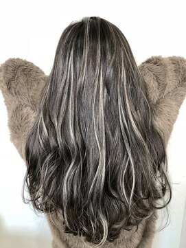 アフィナー(Afinar) 【横浜/横浜駅】highlight×grege