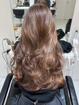 ランテルディ 渋谷(LANTERDIT) アッシュベージュ　ミルクティー　レイヤーロング　巻き髪