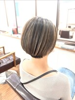 モアナ 逗子(MOANA)&nbsp;ケアブリーチハイライト☆まあるい艶ボブ♪