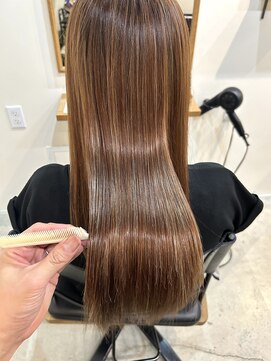 ウナカサ 箕面(unacasa) 美髪矯正/美髪カラー/美髪トリートメント/髪質改善
