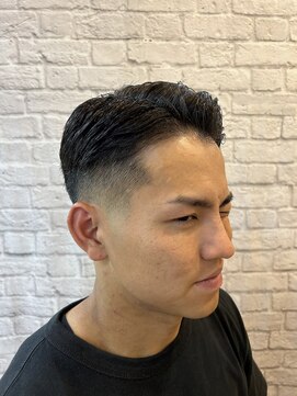 ヘアサロン 銀座マツナガ新宿店(hair salon) 落ち着いた大人のスキンフェード！【新宿/理容室／バーバー】