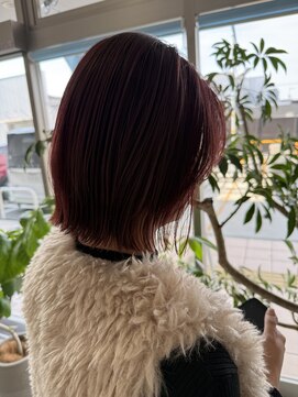 大人かわいい！チェリーレッドカラー