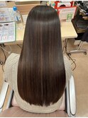 前髪までこだわる縮毛矯正×トステアトリートメント