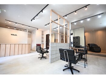 ヨロ(YOLO.)の写真/【5/1所沢にNEW OPEN！】ベビーカー入店OK！広々落ち着いた贅沢空間で、家族みんなでリラックス♪