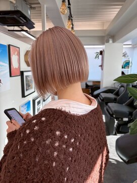 ヒビヲ 横浜西口店(HIBIO) 切りっぱなしボブタッセルボブダブルカラーハイライトグレージュ