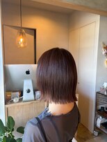 シー 岡崎(,SHE)&nbsp;レイヤーボブ顔周りカットショートボウブ似合わせカット