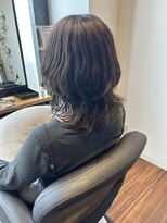 ツツミ TSUTSUMI 美容室&nbsp;ミディアムウルフ