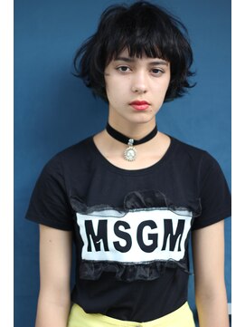 クーエフー(coo et fuu) モードなショートマッシュはダークカラーで♪藤沢　大人無造作