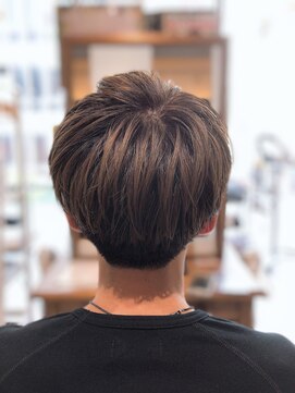 フローラビューティーヘアー(Flora Beauty Hair) 王道メンズマッシュスタイル/20代/30代/40代/50代/岡山/表町
