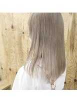 デコヘアーフラッペ(DECO HAIR frappe) ダブルカラー ハイトーン ミルクティーベージュ