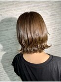 ナチュラル外はねボブ