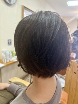 クロック バイ オハナ(Clock by Ohana) フラットボブ