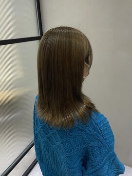 フェリア 松山(Feria) 【Feria松山】ツヤ×ハイトーンカラー‐相原愛梨‐