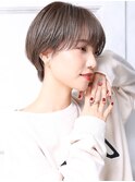 大人可愛い小顔ツヤ髪ツヤ感前下がりショートボブA10