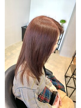 ユリイカビヨウシツ 春カラーピンクベージュ