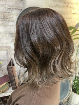 リアンバイアリュール(Lian by Allure) グラデーション